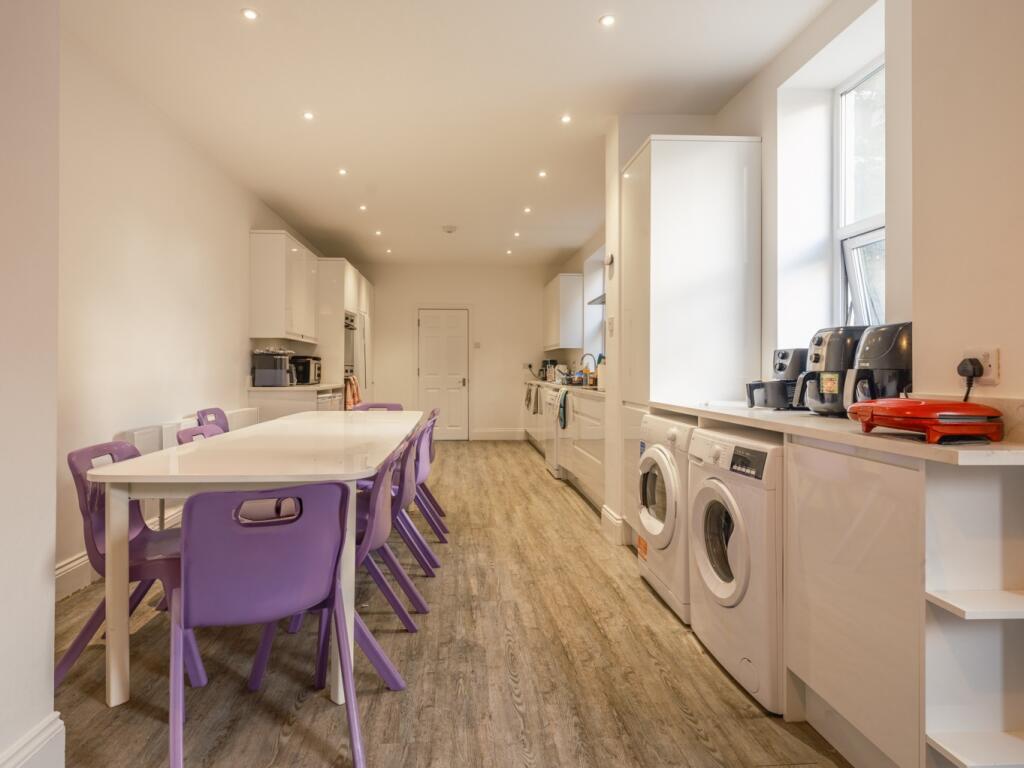 House in Newcastle upon Tyne - View 5