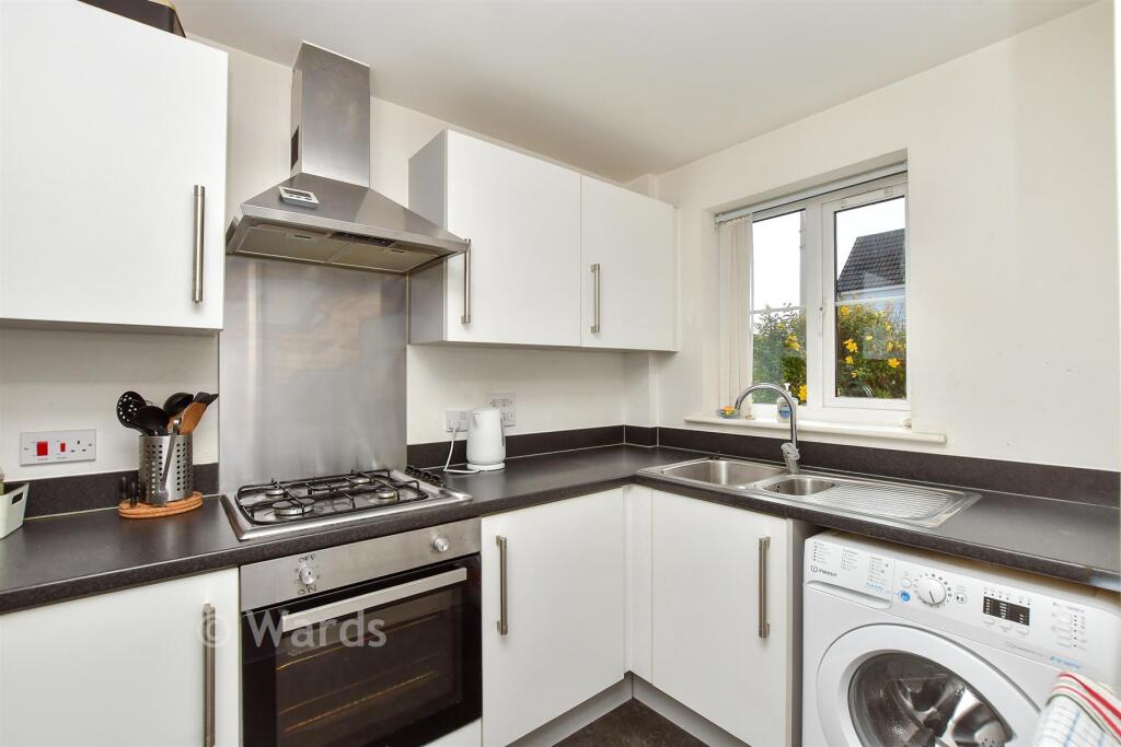 Baryntyne Crescent, Rochester, Kent - View 3