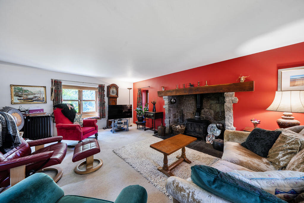 House in Teignbridge, Whitestone - View 2