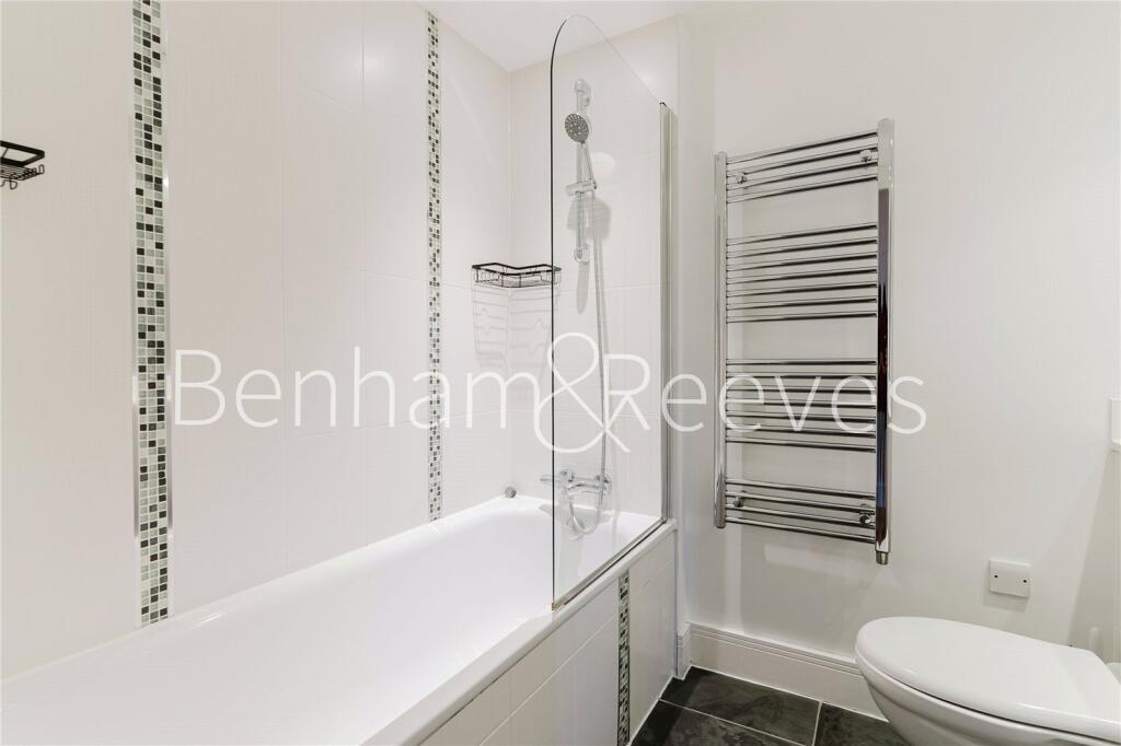 Apartment in London - View 3