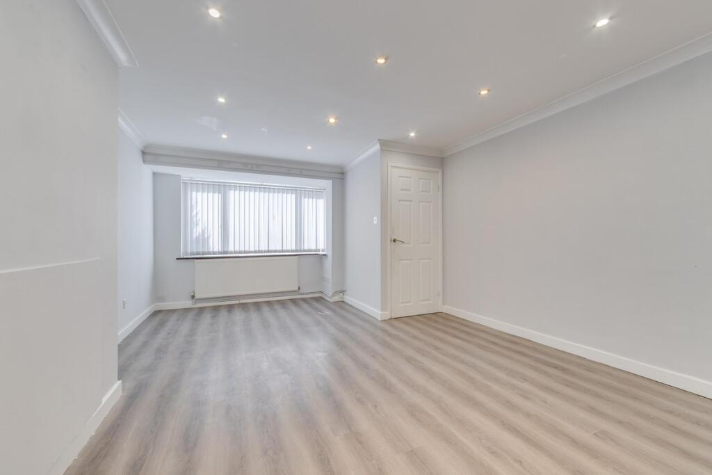 House in Mid Sussex, Worth - View 4