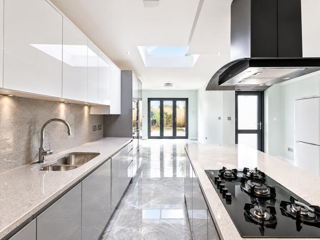 House in London, Shepherd's Bush - View 2