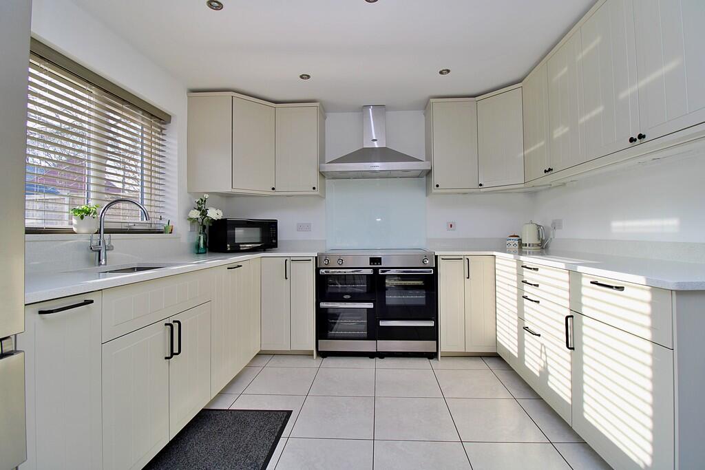Lawford Lane, Bilton - View 5
