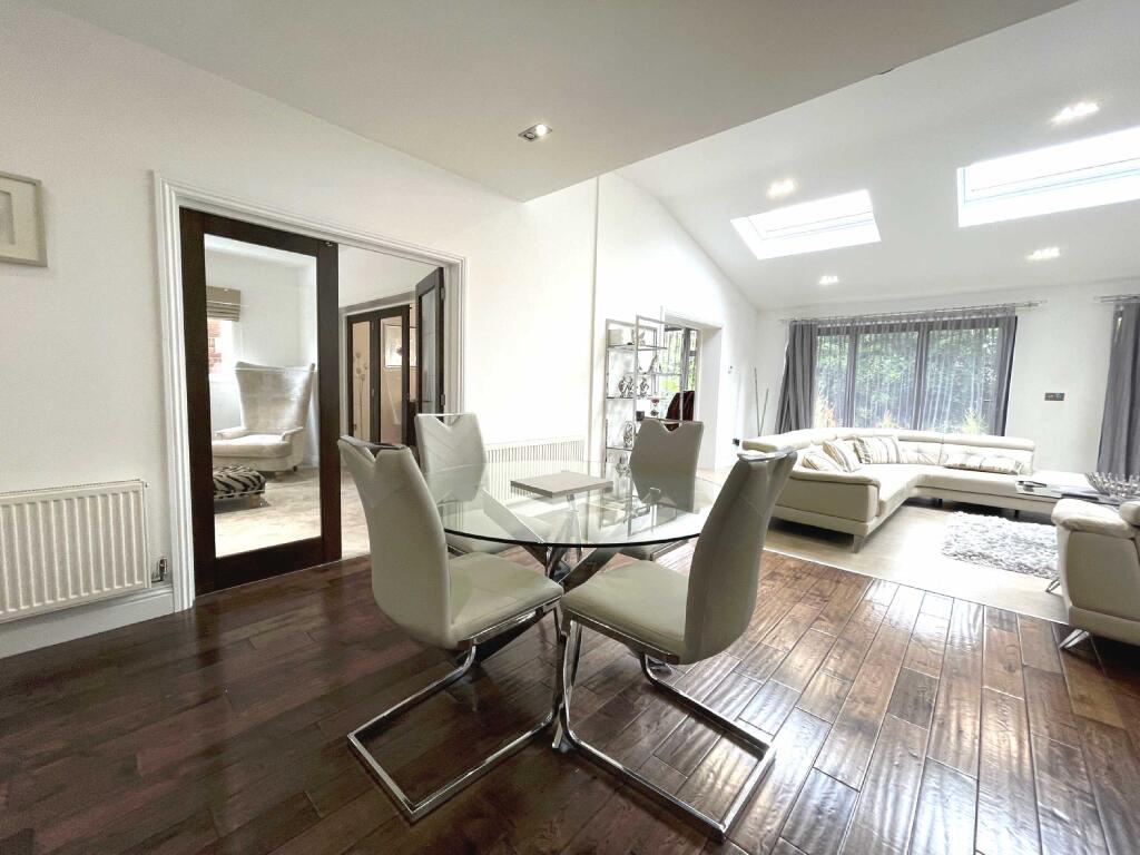House in Enfield - More