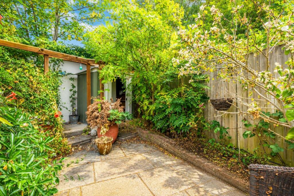 House in Hertford, Bengeo - View 5