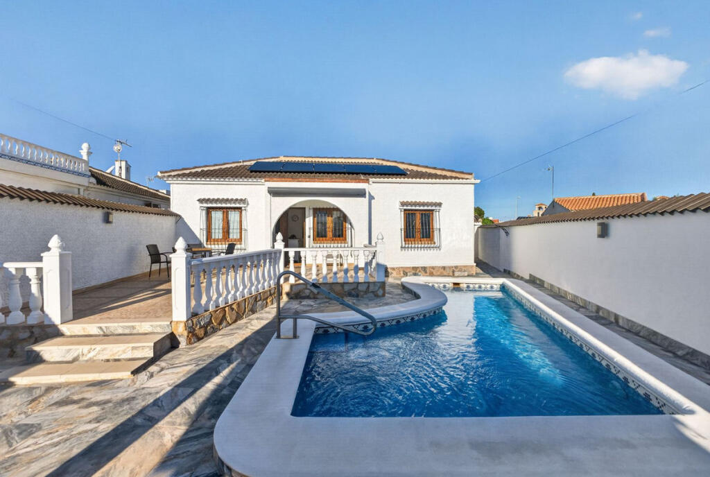 Main image of property: Valencia, Alicante, Orihuela Costa