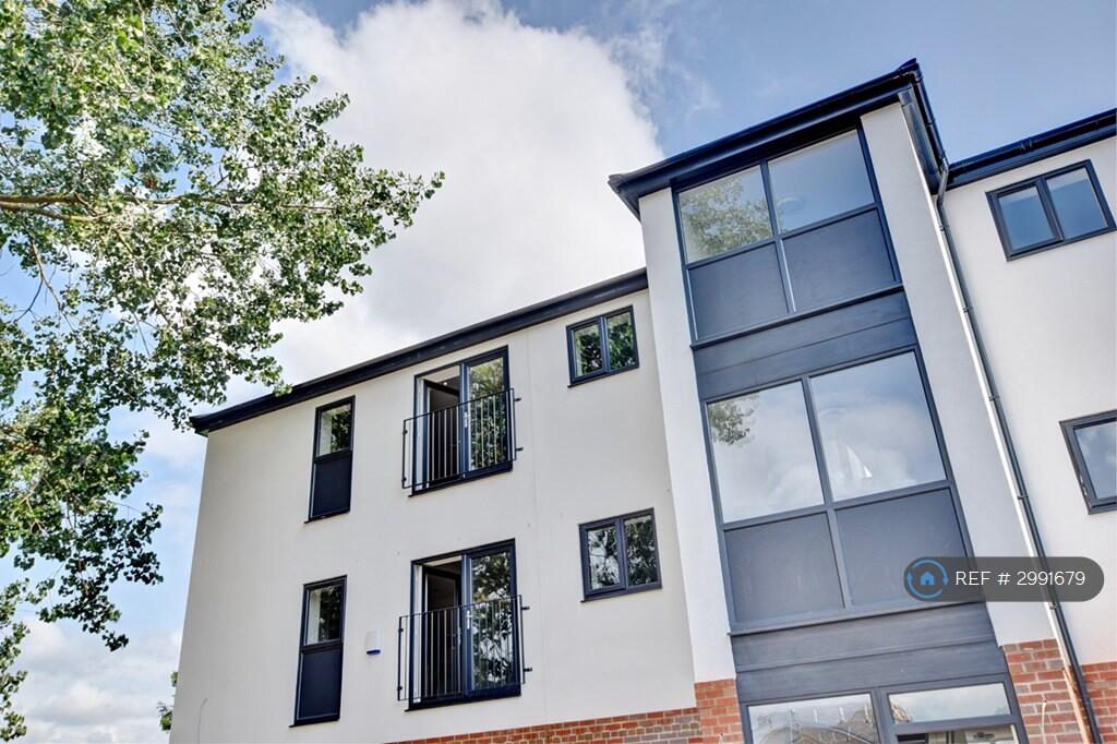 Apartment in Leeds - View 2