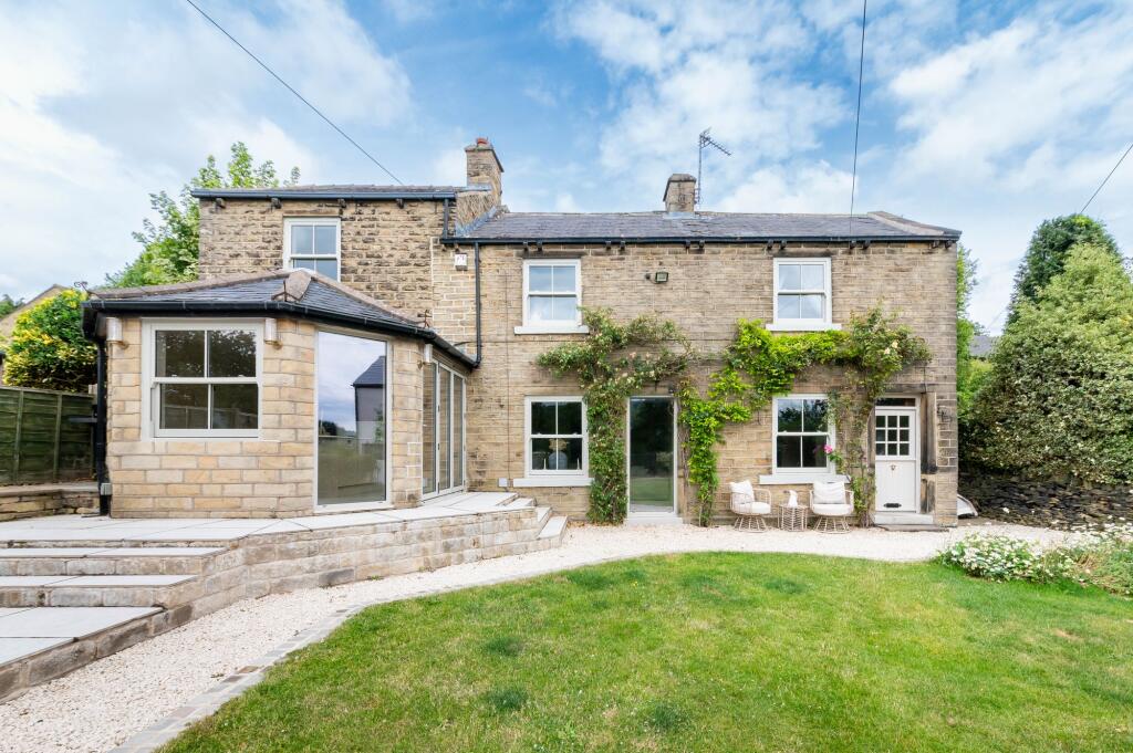 Main image of property: Slant Gate, Kirkburton, HD8