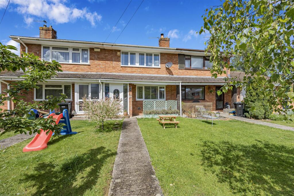 Main image of property: Holly Walk, Keynsham