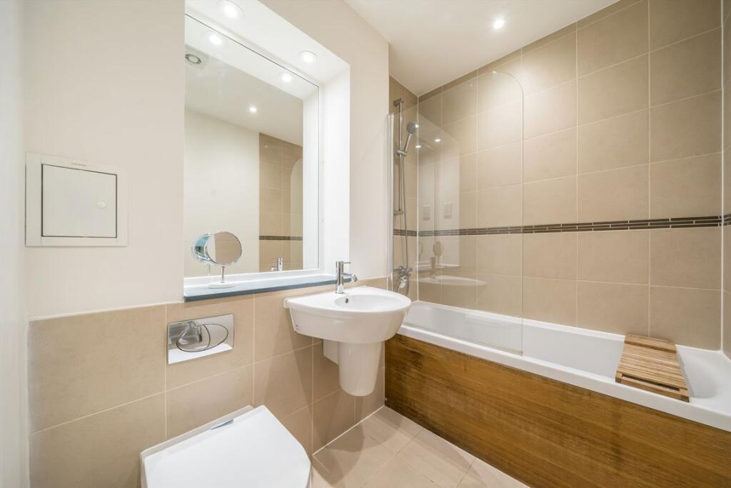 Apartment in London - View 5