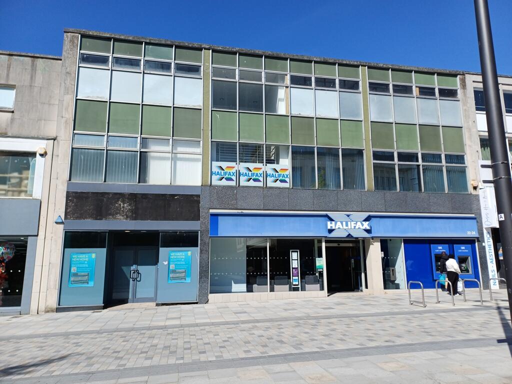 Photo 12