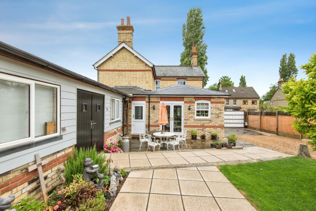 Main image of property: Stotfold Road, Arlesey, Bedfordshire, SG15