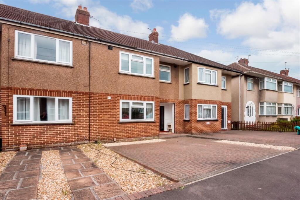 Main image of property: 4 bedroom Terraced House in Mortimer Road, Bristol