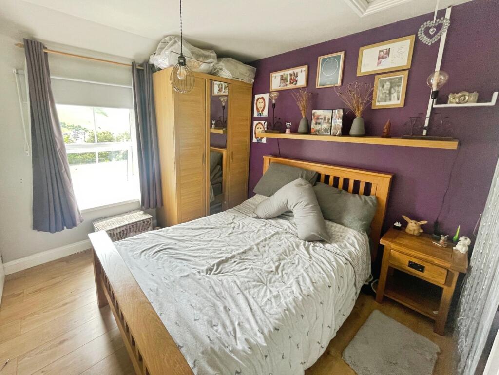 House in Price Town, Ogmore Valley - View 5
