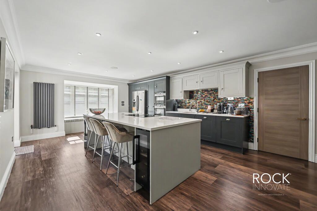 House in Solihull, West Midlands - More