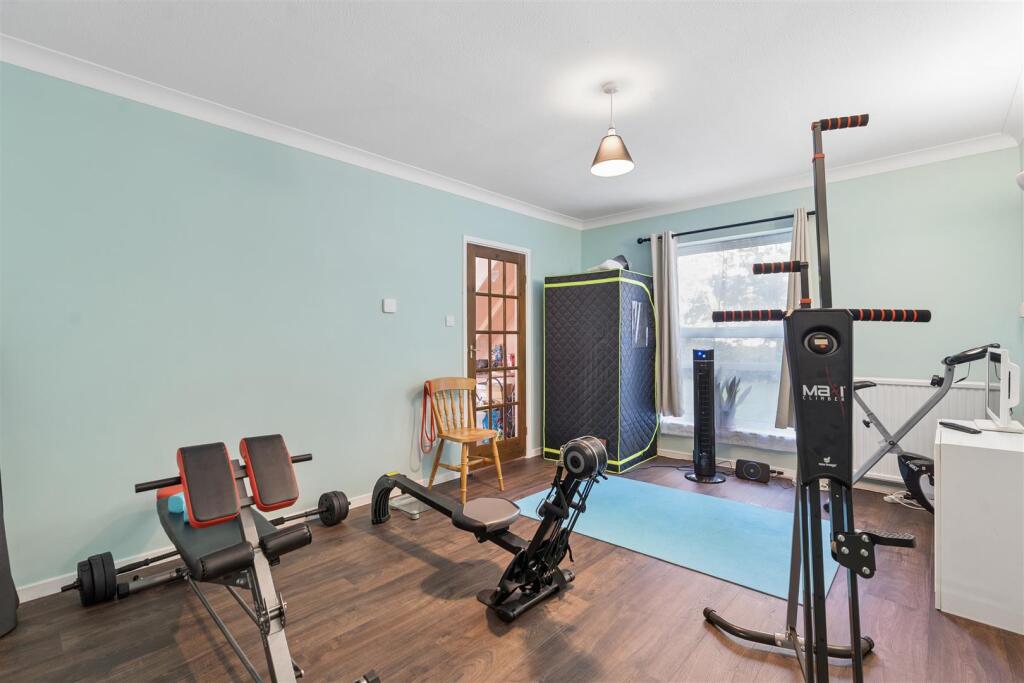 House in Longfield, Foxbury, Ash-cum-Ridley - View 5