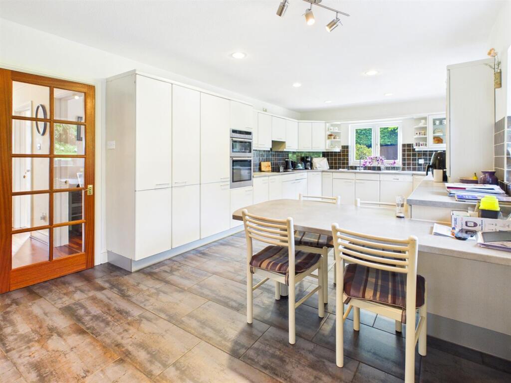 House in St Arvans, Monmouthshire - View 5