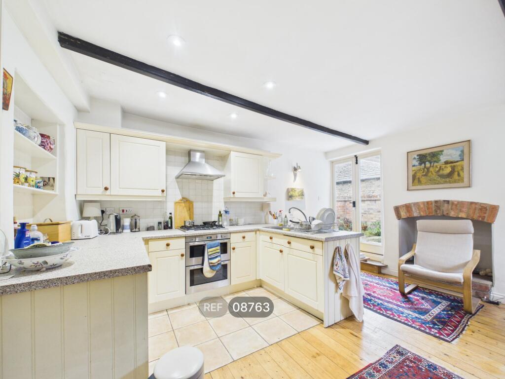 House in Peterborough - View 5