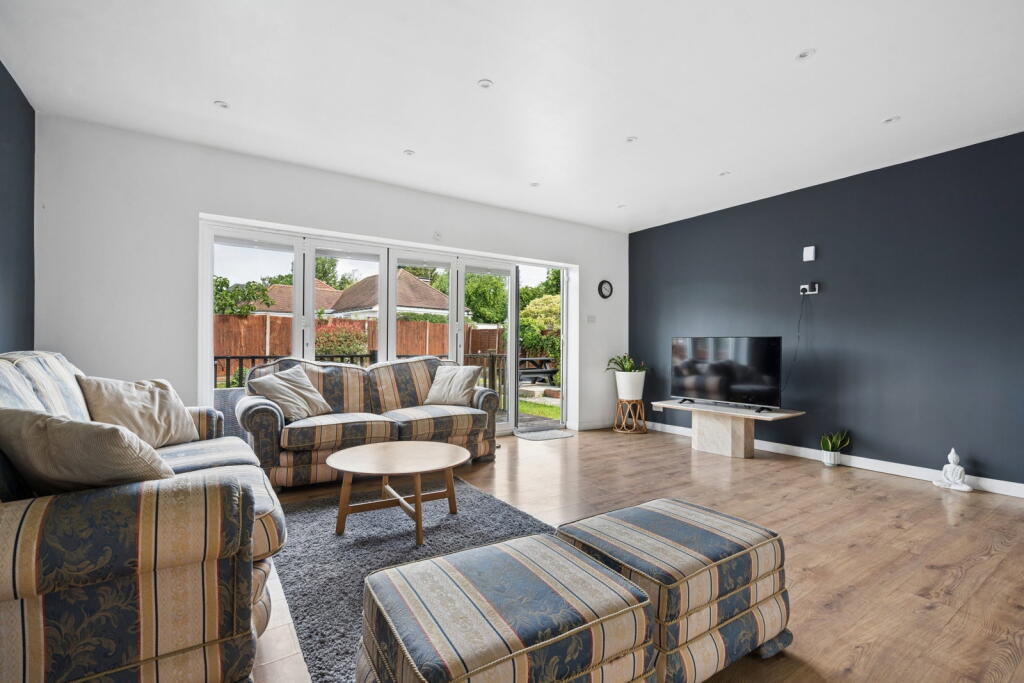 House in Harrow - View 3