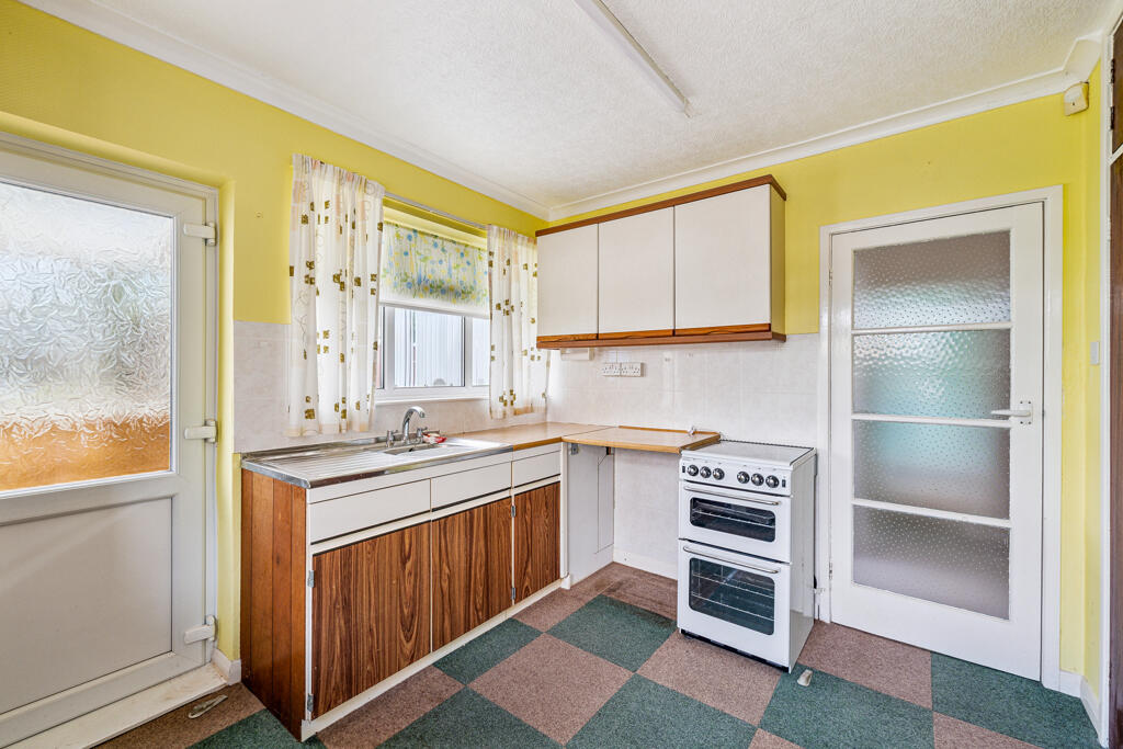 Fiskerton Road, Cherry Willingham, Lincoln, Lincolnshire, LN3 4JZ photo 4