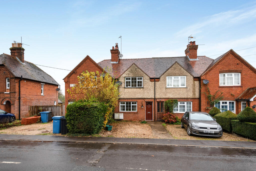 Main image of property: Southview Cottages, Newnham Road, Hook, RG27