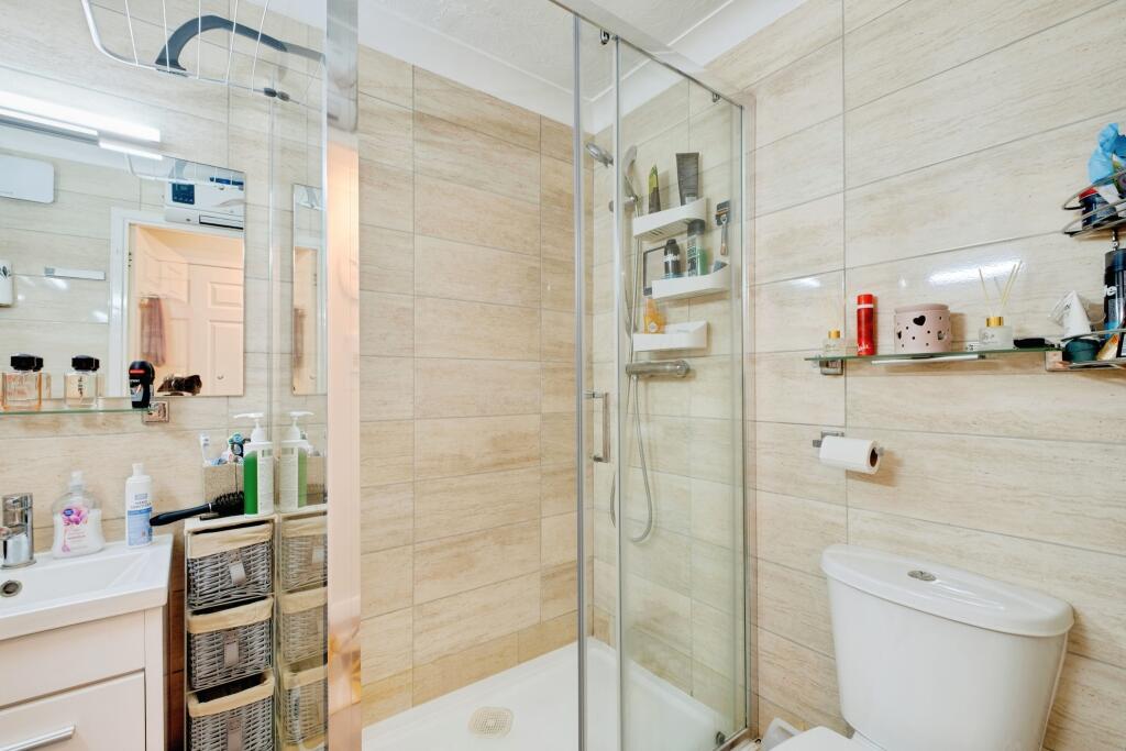 Apartment in Bournemouth - More