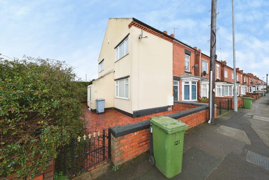 House in Sheffield - View 4