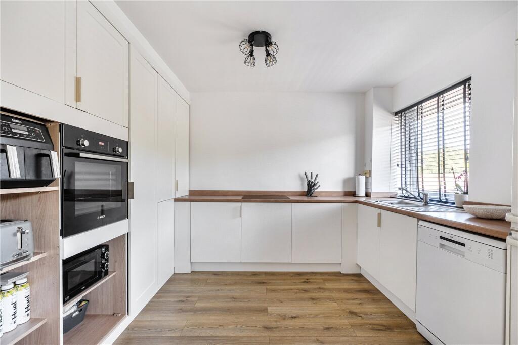 House in Tonbridge - View 3