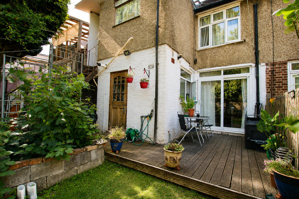Main image of property: Braemar Avenue, London