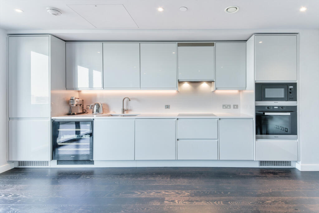 Apartment in London - View 2