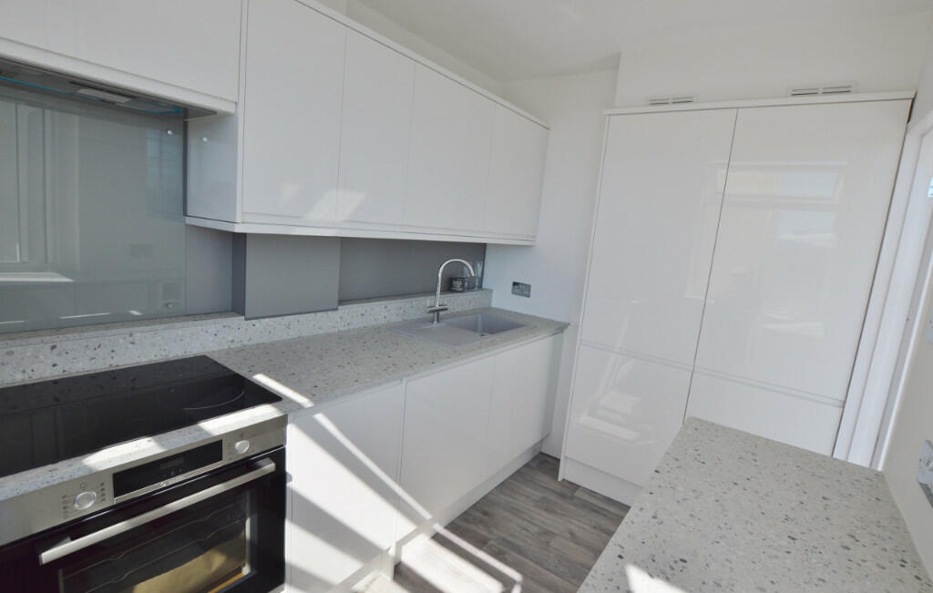 Additional image 4 of Parkstone Road, Poole, Dorset, BH15