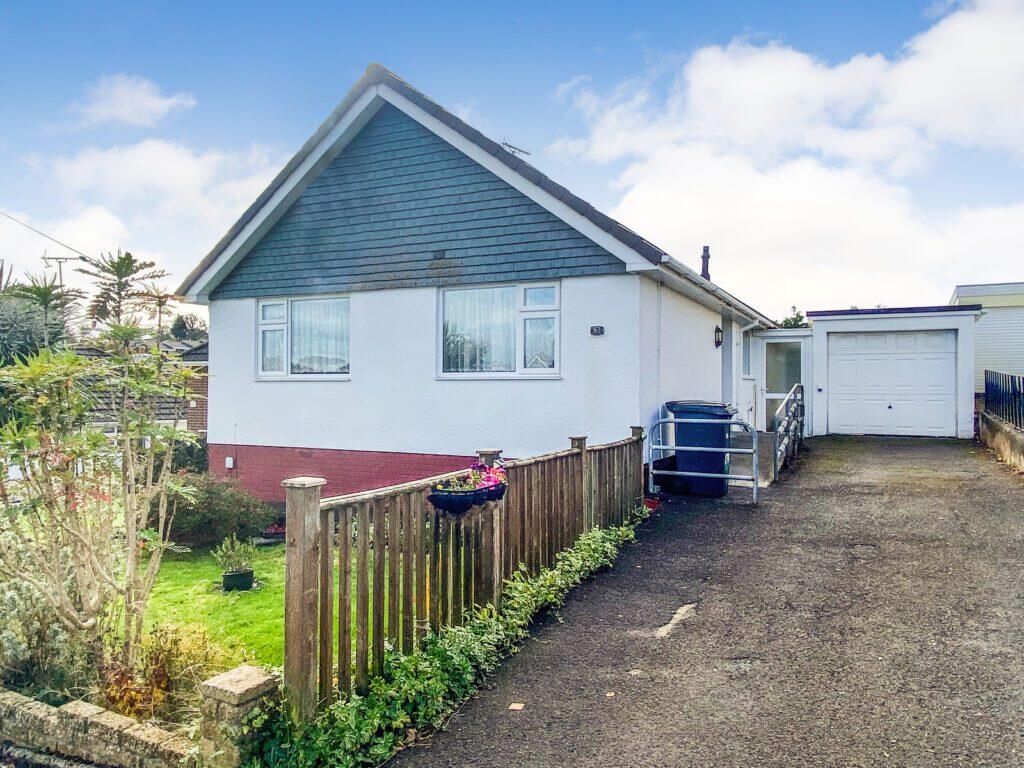Main image of property: Grosvenor Avenue, Torquay, TQ2 7JX