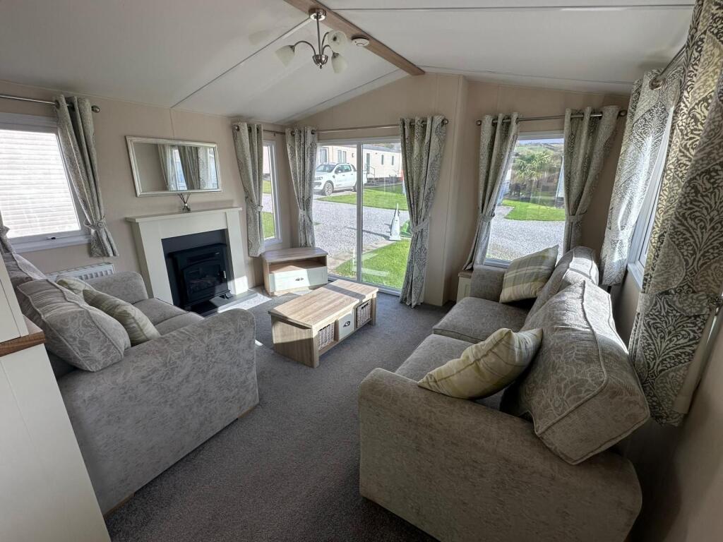 Kearby with Netherby, Nr. Wetherby, LS22 4BZ photo 3