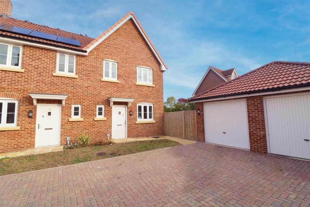 3-bed semi-detached on Latchingdon, Chelmsford, £390,000