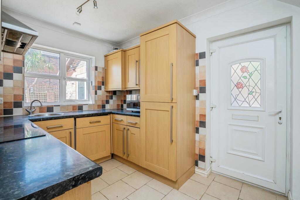 House in Southampton, Warsash - View 2