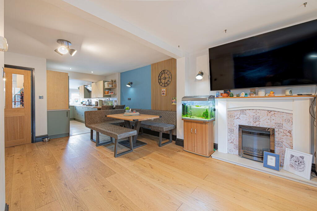 House in Huntingdonshire, Eaton Socon, St Neots - View 3
