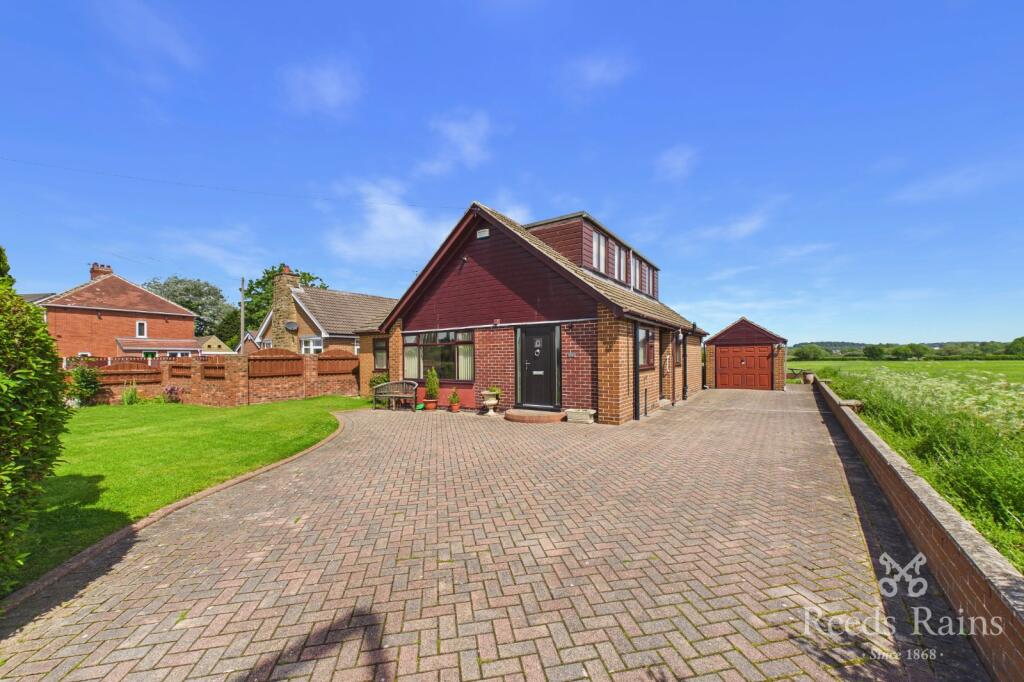 Main image of property: Lower Mickletown, Methley, Leeds, West Yorkshire, LS26