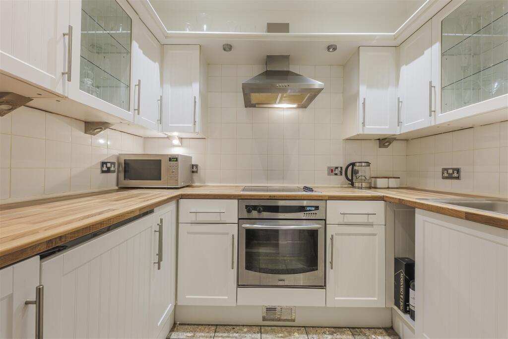 Apartment in Glasgow - View 5