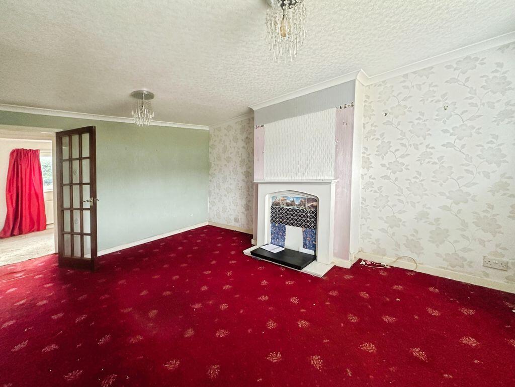 Elland Close, Unsworth photo 2