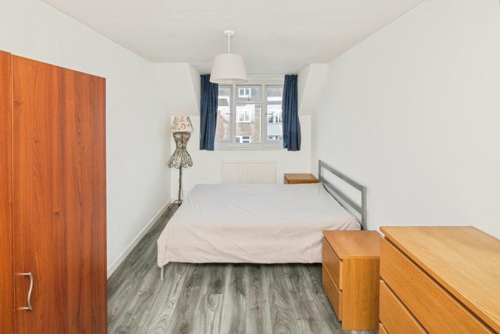 Apartment in London - View 2