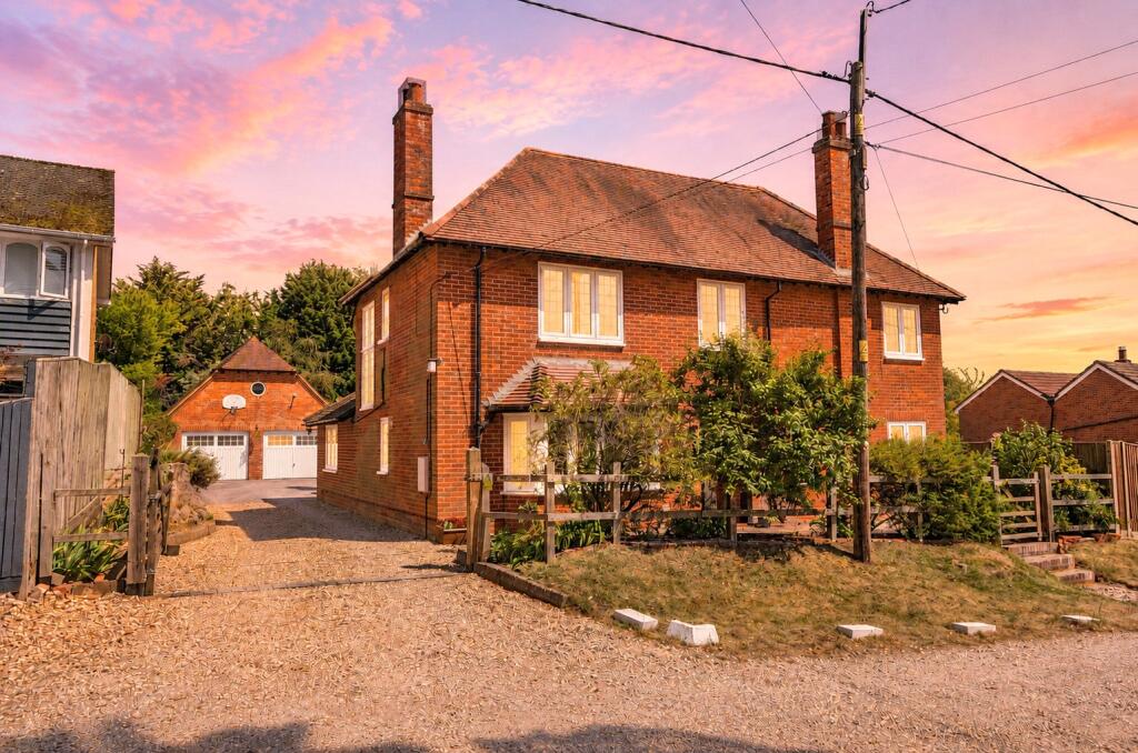 Main image of property: Mortimer Common, Reading, Berkshire, RG7