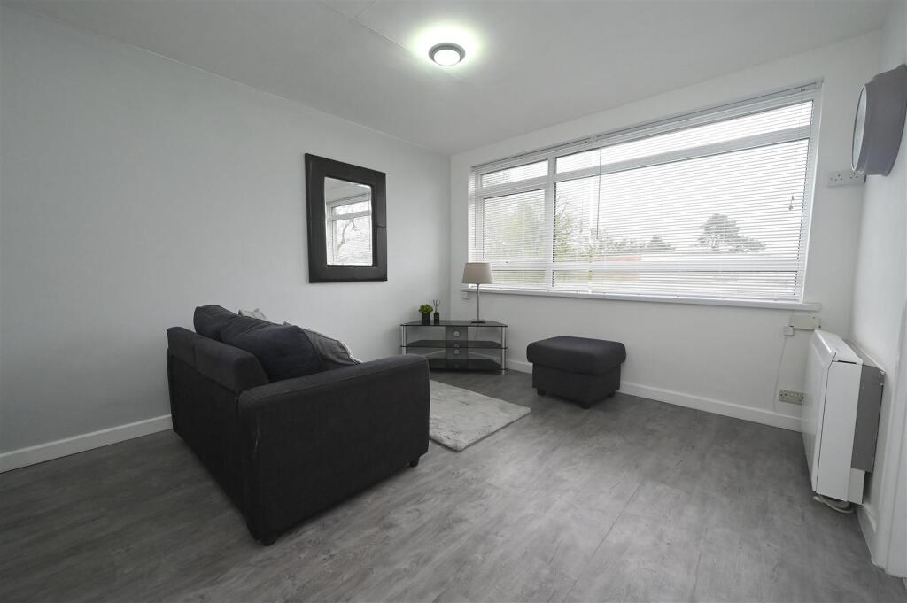 Additional image 5 of Savoy Close, Harborne, Birmingham