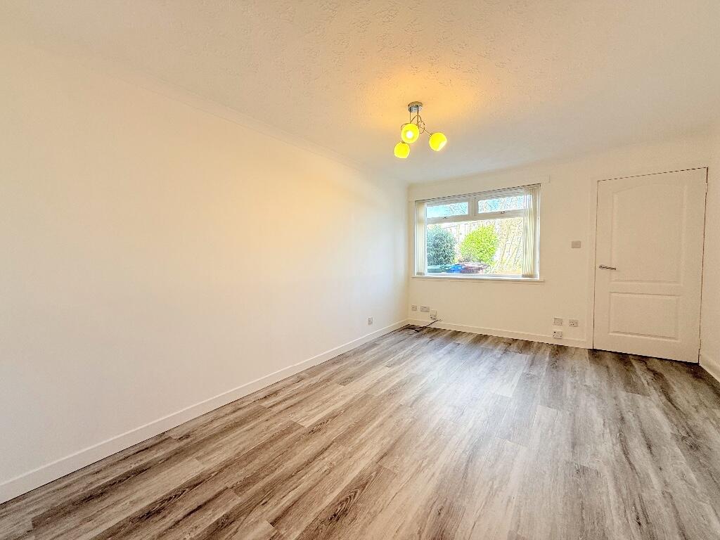 29 Rosebank Avenue, Falkirk, FK1 5JW photo 4