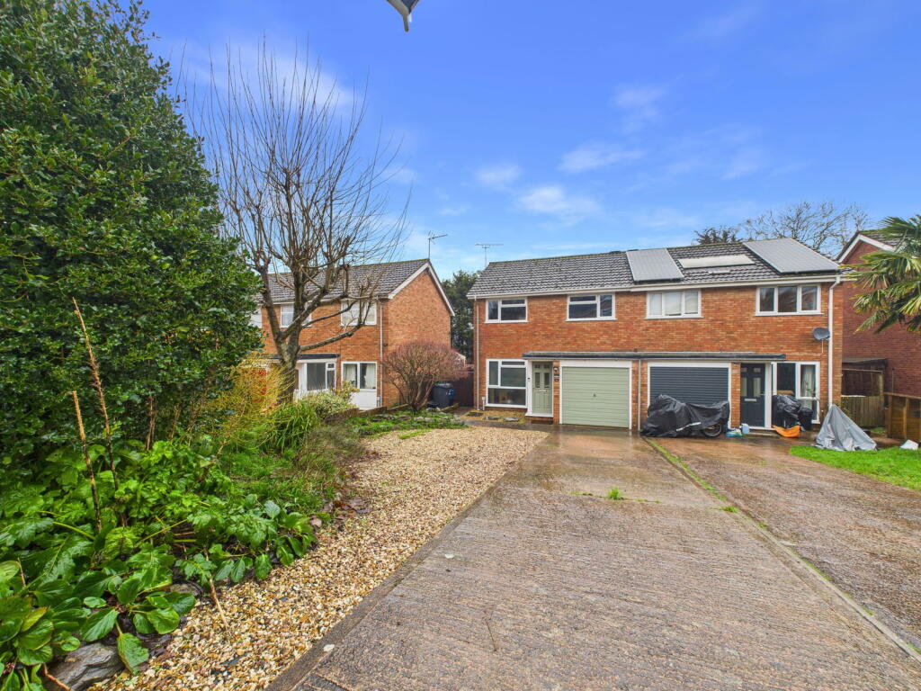 Meadow Close, Ottery St. Mary. photo 4