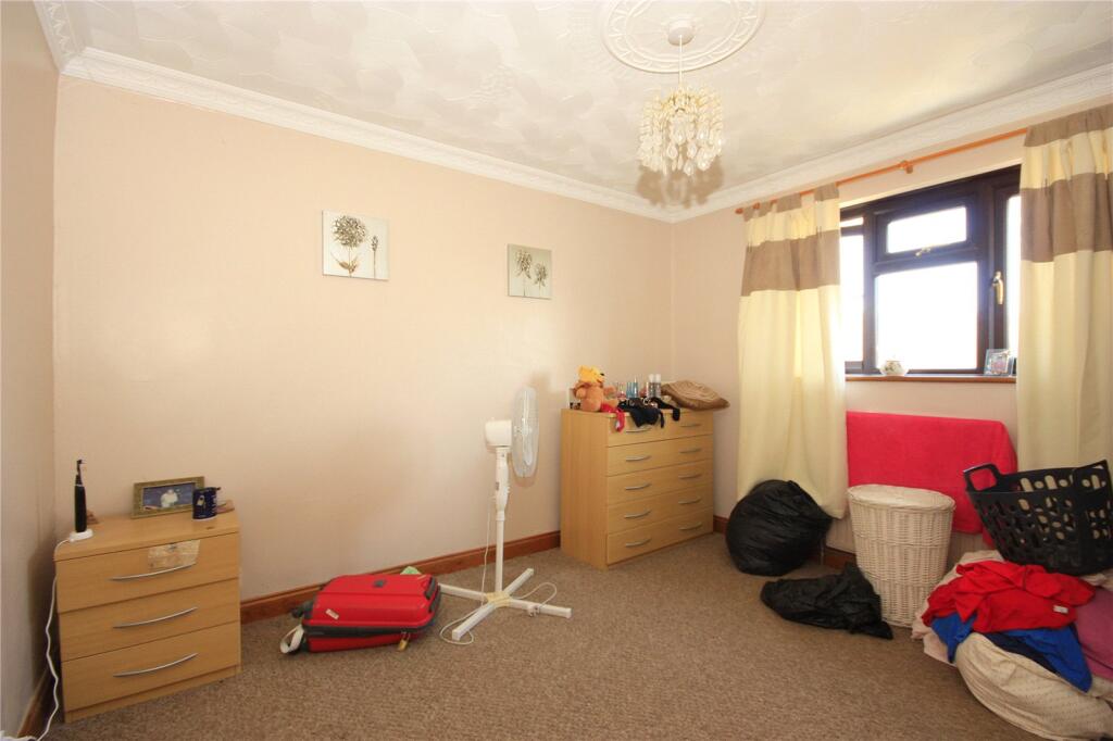Hooks Farm Way, Havant, Hampshire, PO9 - More