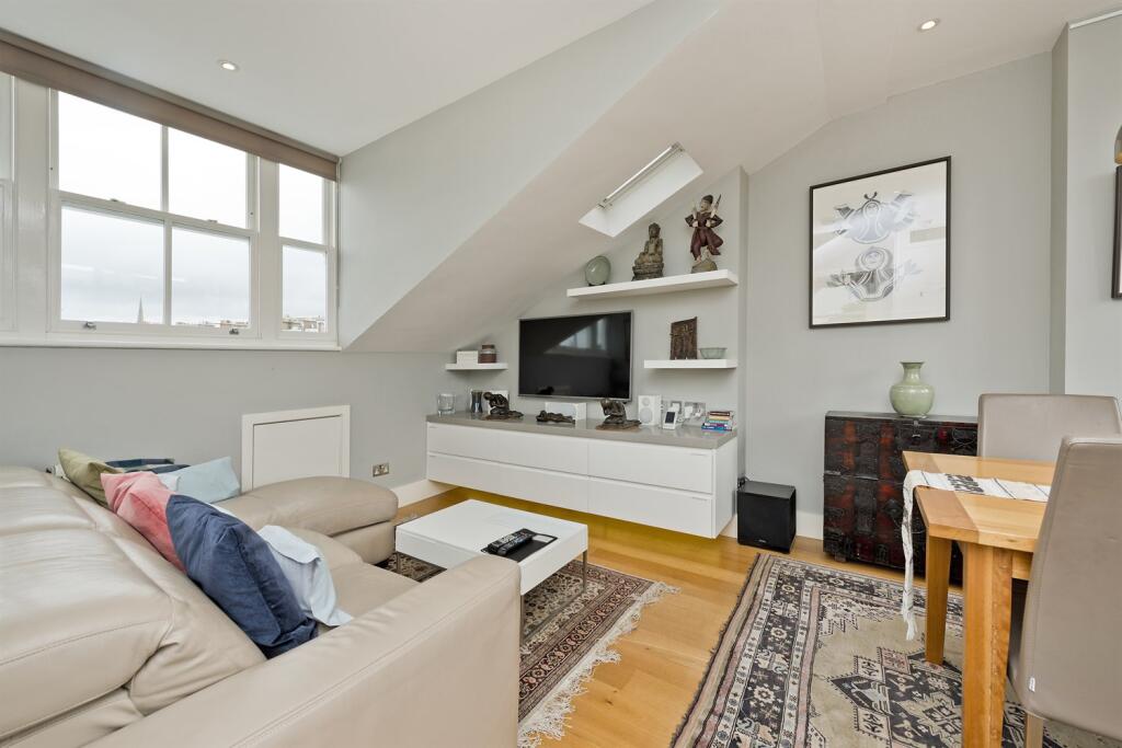 Apartment in London, Royal Borough of Kensington and Chelsea - View 5