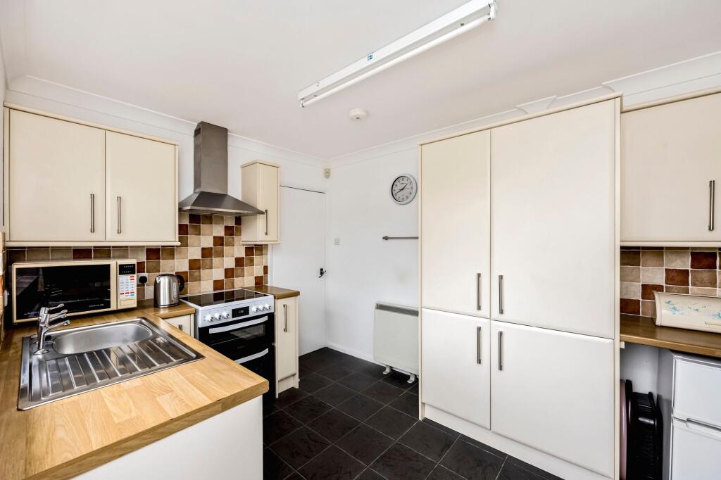 House in Brighton - View 3