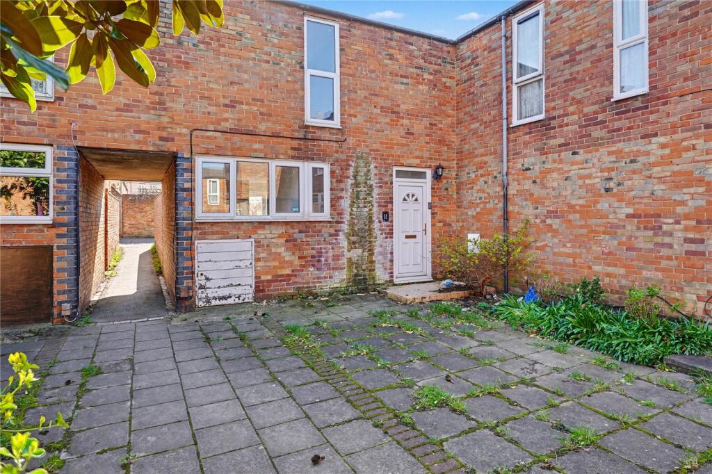 Main image of property: Arabis Place, Basildon, Essex, SS15
