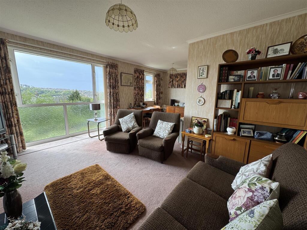 House in Plymouth - View 4