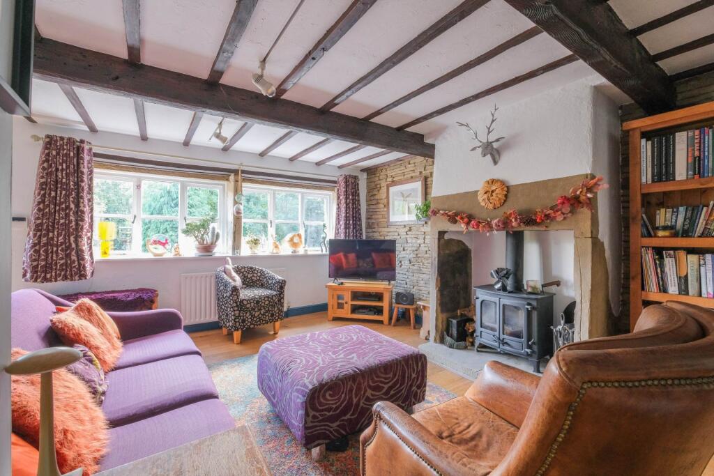 House in Huddersfield - View 2